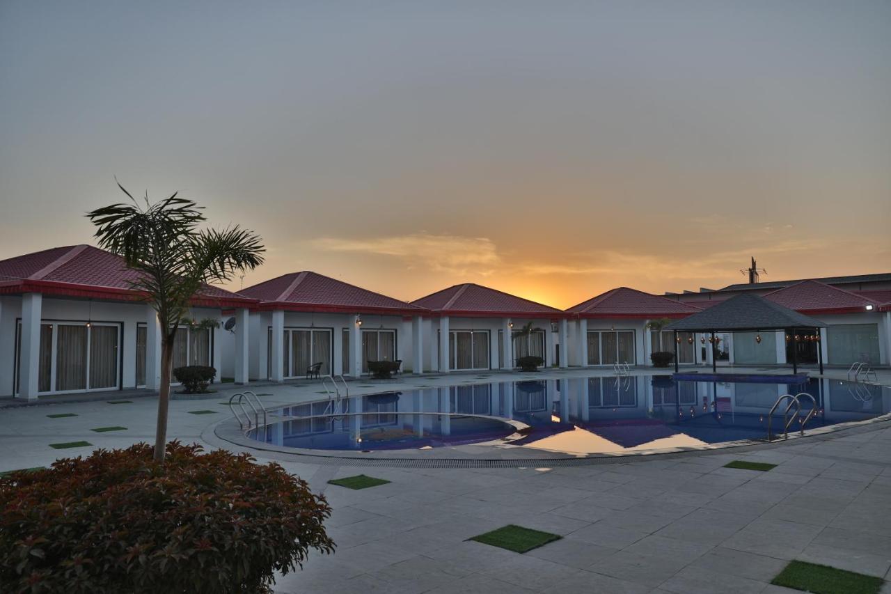Mannat Resort Paota Pragpura Exterior photo